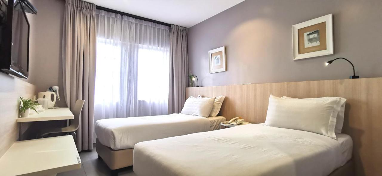Country Inn Kulai Ngoại thất bức ảnh