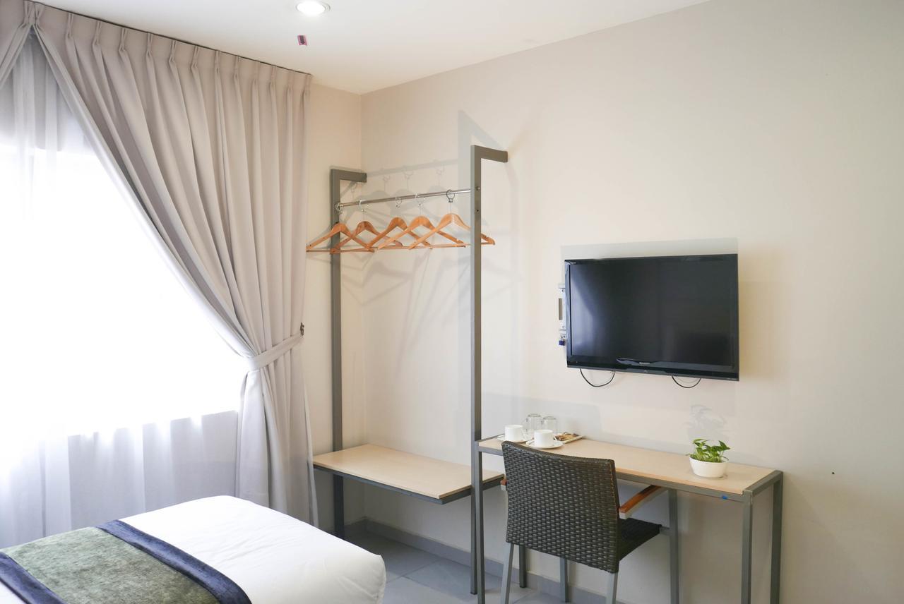 Country Inn Kulai Ngoại thất bức ảnh