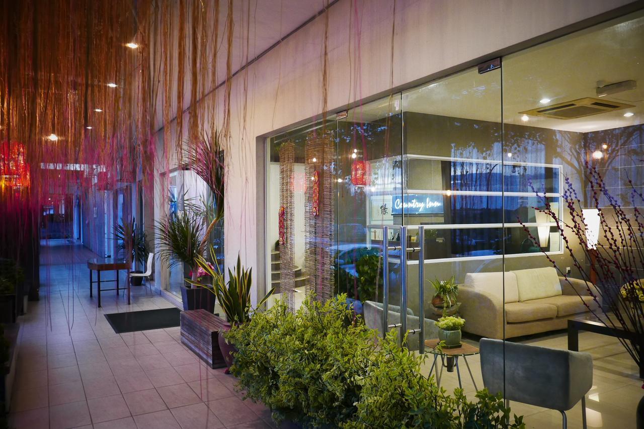 Country Inn Kulai Ngoại thất bức ảnh