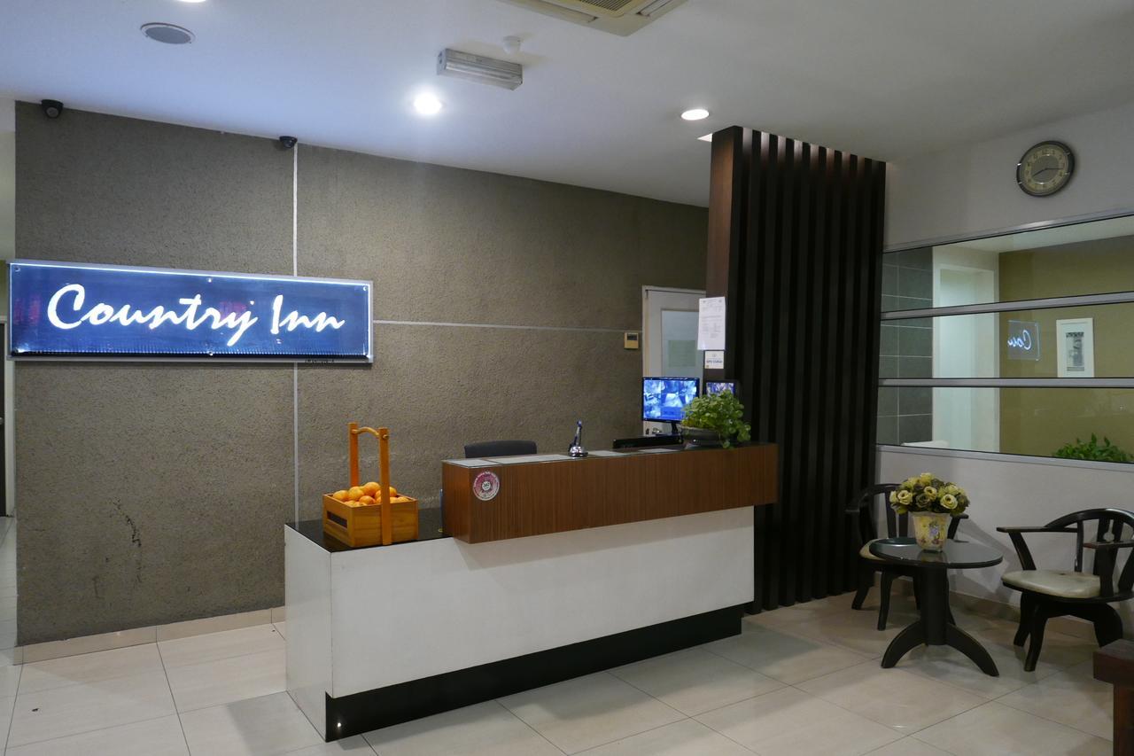 Country Inn Kulai Ngoại thất bức ảnh