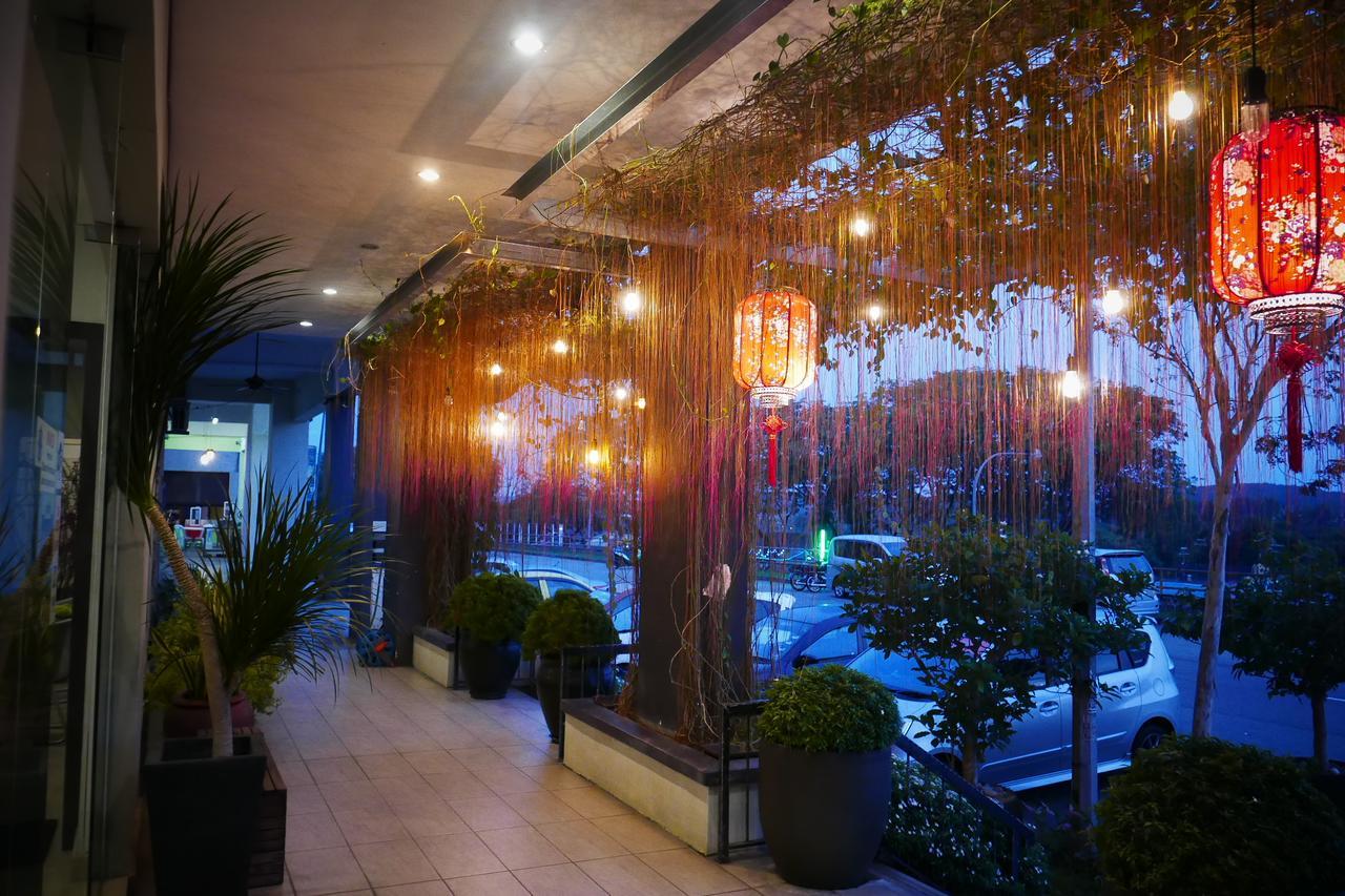 Country Inn Kulai Ngoại thất bức ảnh