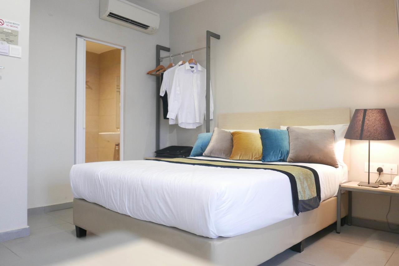 Country Inn Kulai Ngoại thất bức ảnh