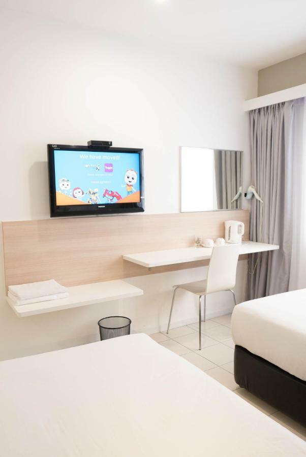 Country Inn Kulai Ngoại thất bức ảnh