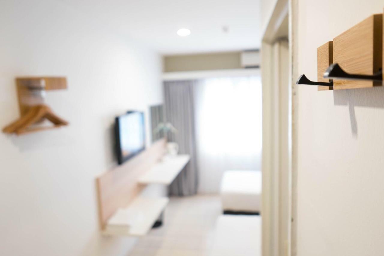 Country Inn Kulai Ngoại thất bức ảnh
